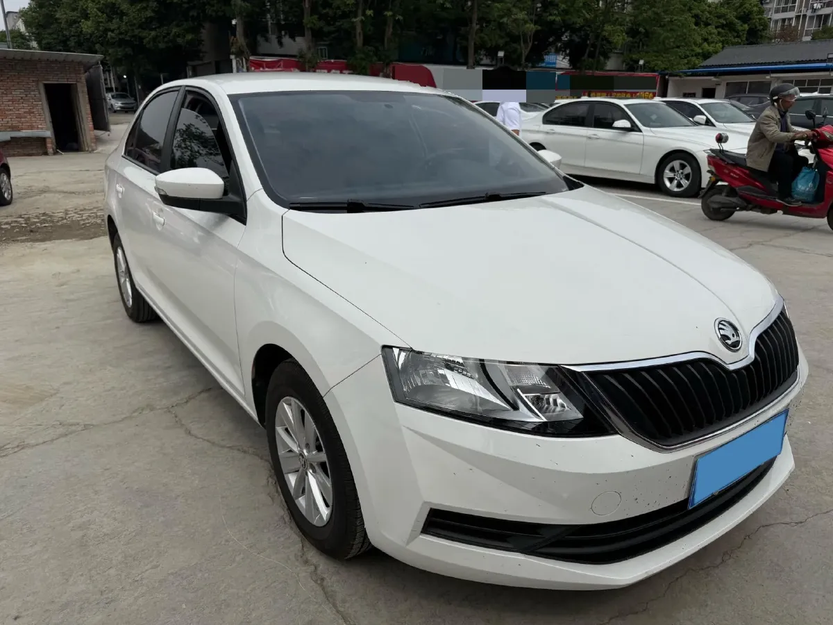 2019 SWM G01 1.5T 156HP L4 6AT,autocango,china used car exporter,china ev exporter,chinese used car exporter,chinese used ev exporter
