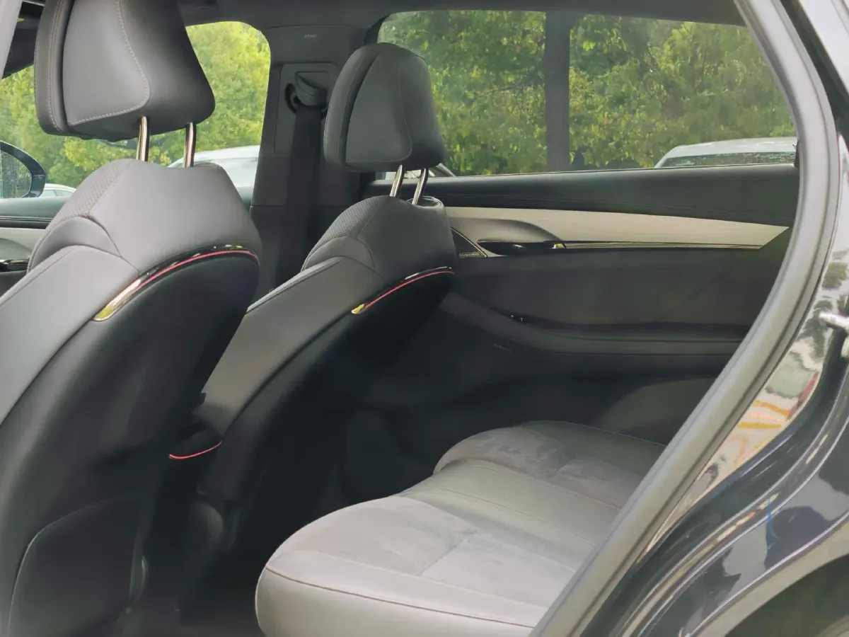 2024 Voyah ZhuiGuang 1.5T 136HP L4 PHEV 43KWH,autocango,china used car exporter,china ev exporter,chinese used car exporter,chinese used ev exporter
