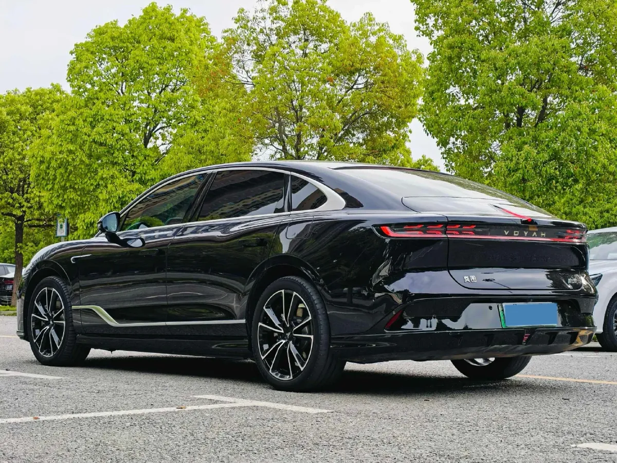 2024 Voyah ZhuiGuang 1.5T 136HP L4 PHEV 43KWH,autocango,china used car exporter,china ev exporter,chinese used car exporter,chinese used ev exporter