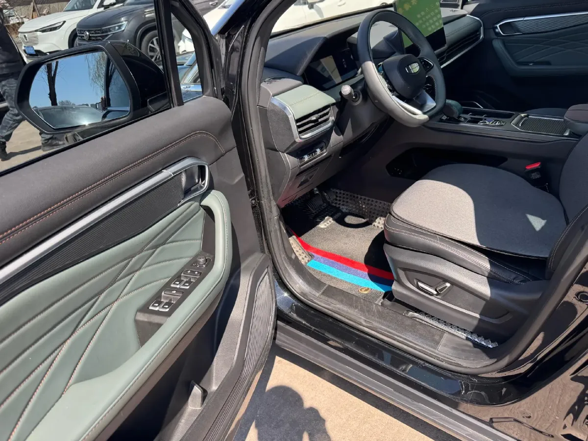 2024 Geely Okavango L 2.0T 218HP L4 7DCT,autocango,china used car exporter,china ev exporter,chinese used car exporter,chinese used ev exporter