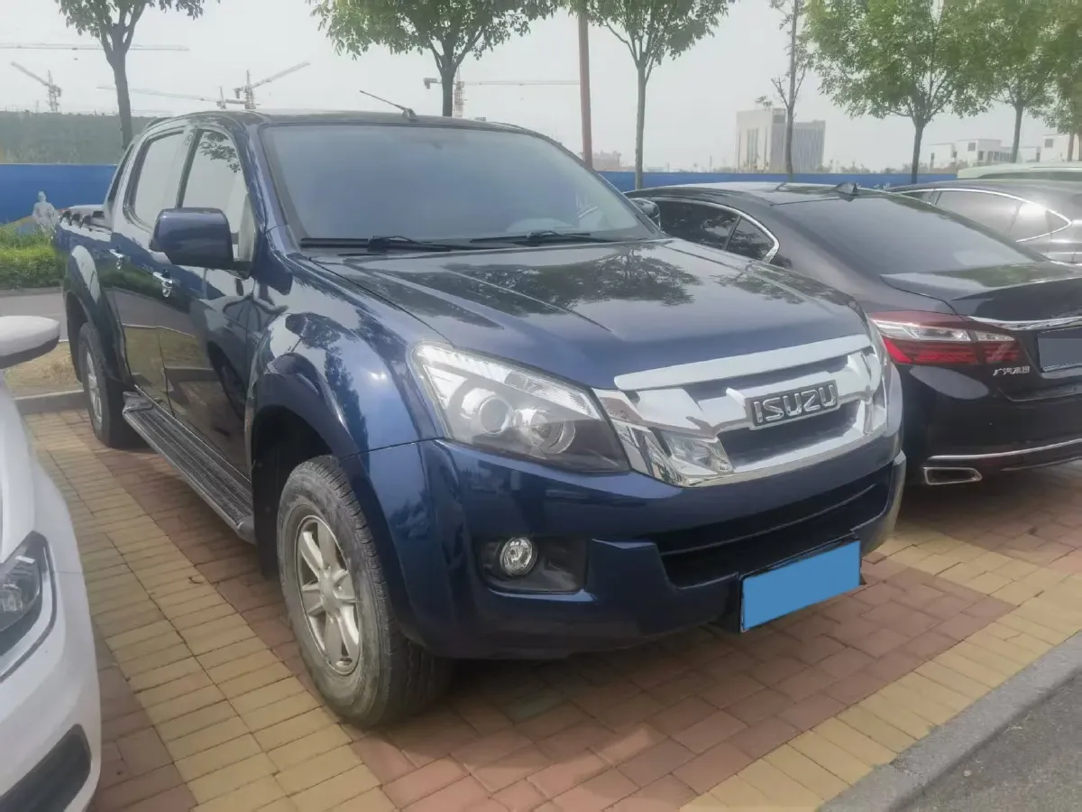 2020 Isuzu LingTuo 2.5T 150HP L4 6MT,autocango,china used car exporter,china ev exporter,chinese used car exporter,chinese used ev exporter