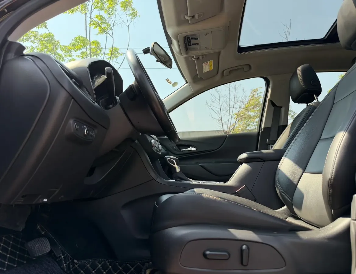 2022 Chevrolet Equinox 1.5T 169HP L4 6AT,autocango,china used car exporter,china ev exporter,chinese used car exporter,chinese used ev exporter