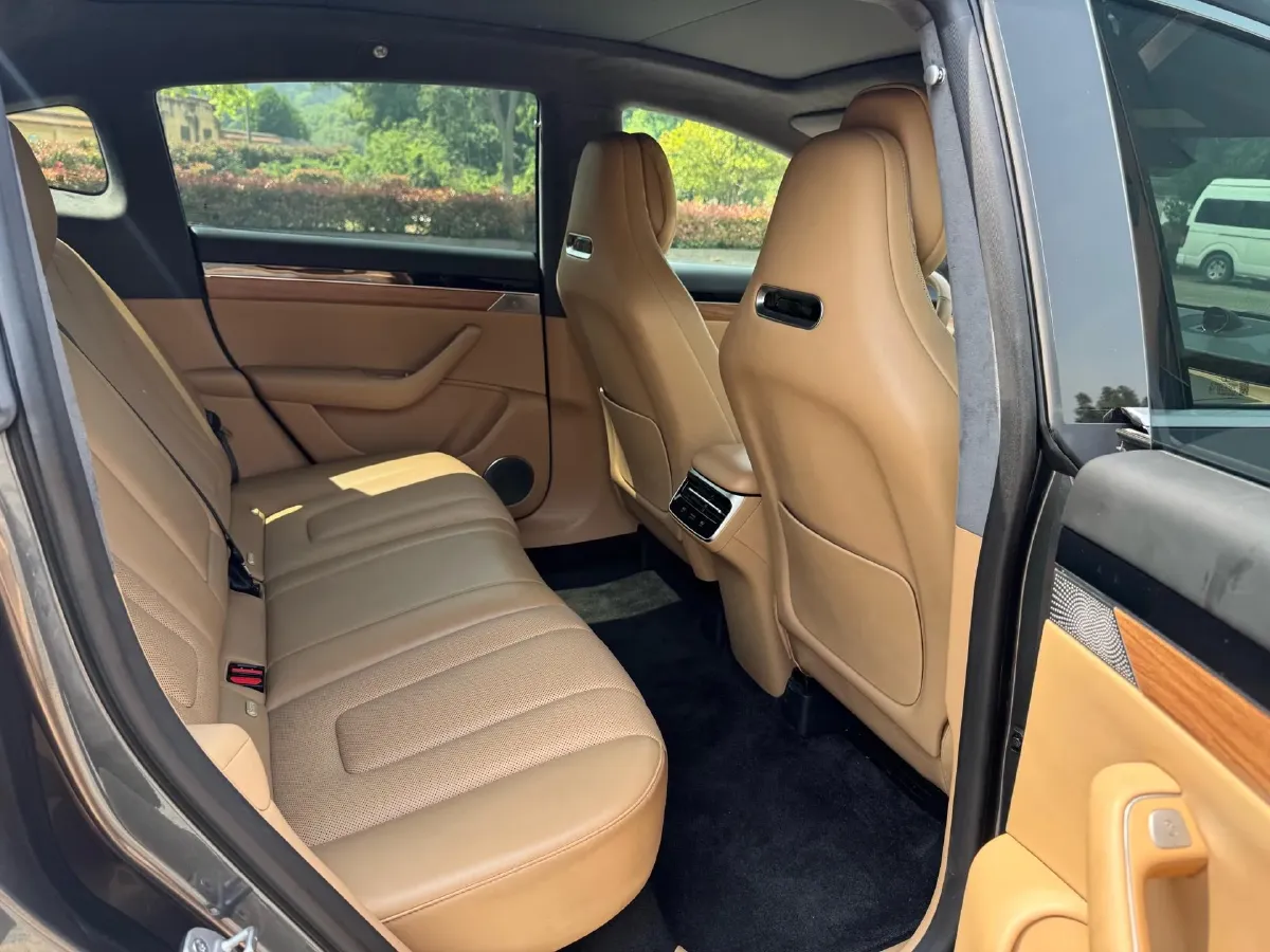 2024 HIMA R7 BEV 100KWH,autocango,china used car exporter,china ev exporter,chinese used car exporter,chinese used ev exporter