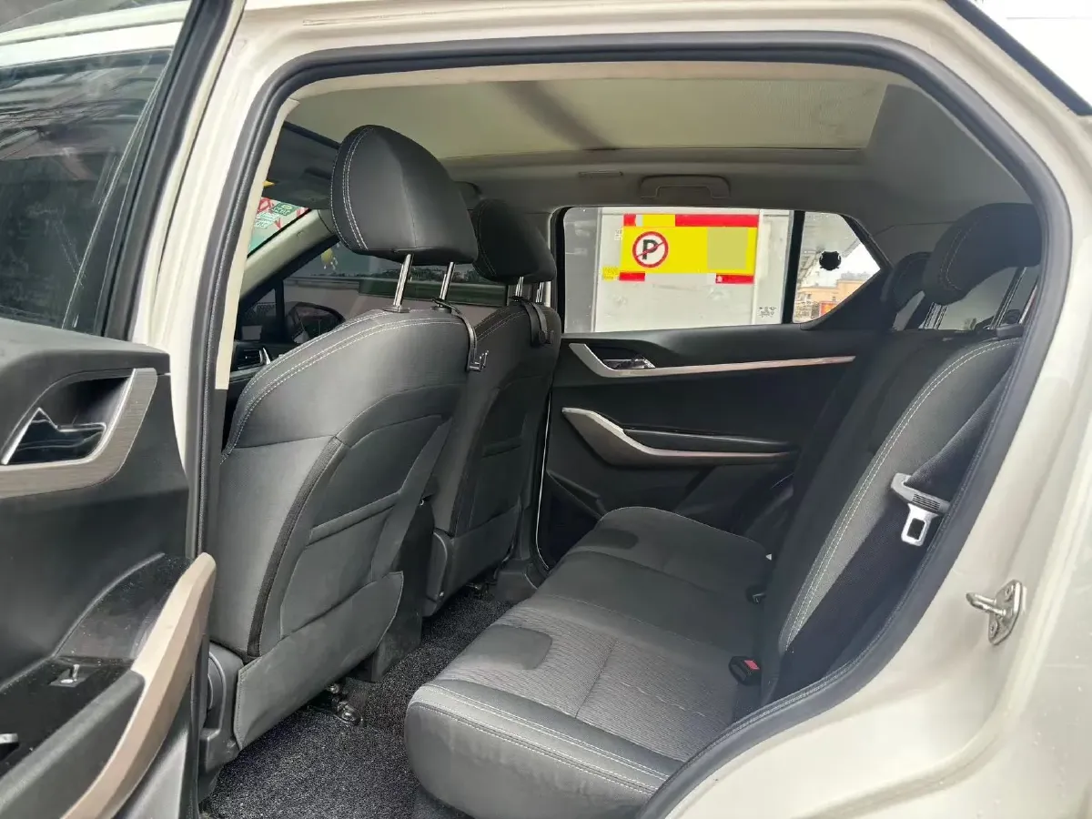 2018 HaiMa S5 Young Edition 1.6L 122HP L4 CVT,autocango,china used car exporter,china ev exporter,chinese used car exporter,chinese used ev exporter