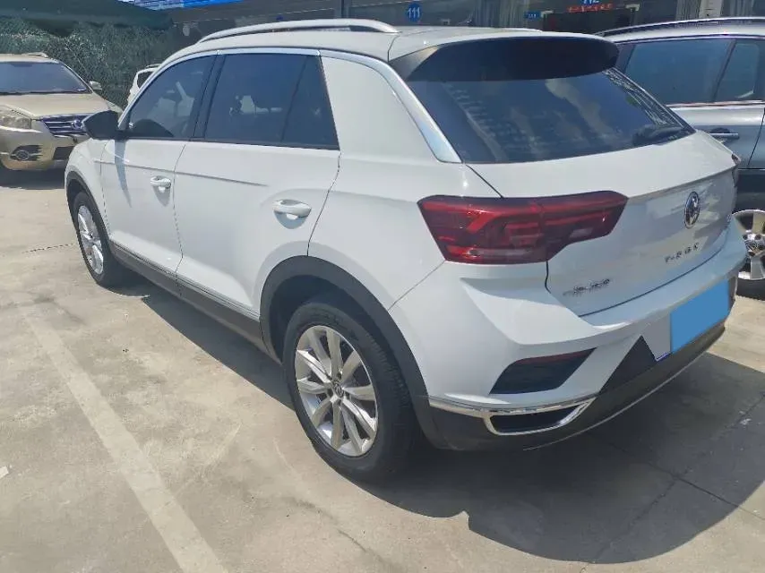 2020 Volkswagen T-Roc 1.4T 131HP L4 7DCT,autocango,china used car exporter,china ev exporter,chinese used car exporter,chinese used ev exporter