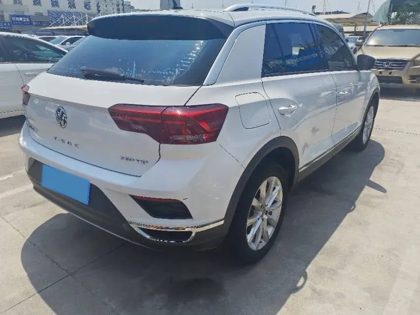2020 Volkswagen T-Roc 1.4T 131HP L4 7DCT,autocango,china used car exporter,china ev exporter,chinese used car exporter,chinese used ev exporter