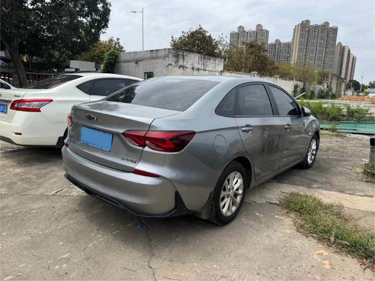 2023 Chevrolet Monza 1.5L 113HP L4 6DCT,autocango,china used car exporter,china ev exporter,chinese used car exporter,chinese used ev exporter