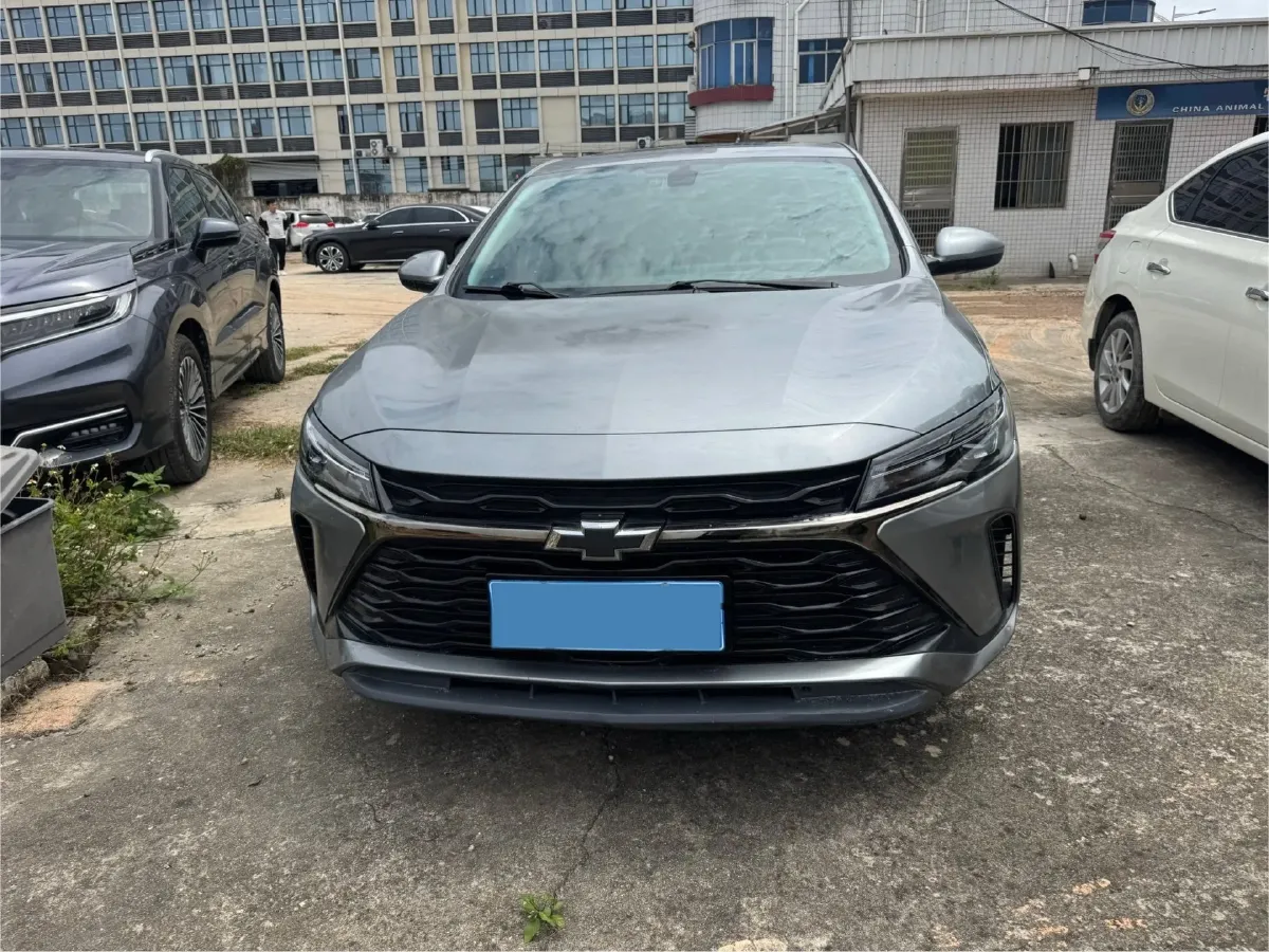 2023 Chevrolet Monza 1.5L 113HP L4 6DCT,autocango,china used car exporter,china ev exporter,chinese used car exporter,chinese used ev exporter