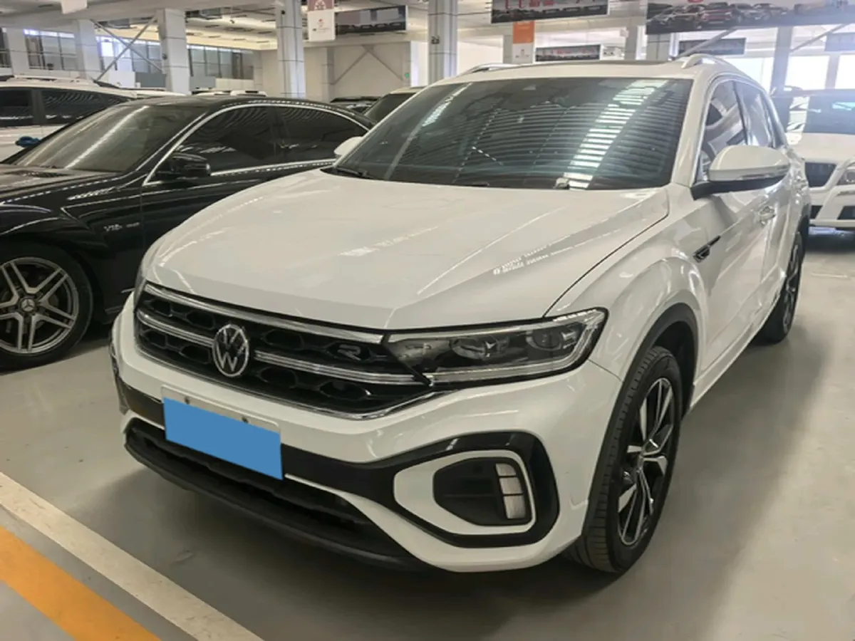 2023 Volkswagen T-Roc 1.5T 160HP L4 7DCT,autocango,china used car exporter,china ev exporter,chinese used car exporter,chinese used ev exporter