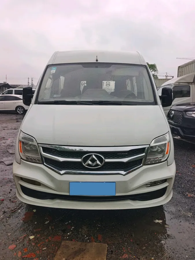 2018 MAXUS XinTu V80 2.5T 136HP L4 6MT,autocango,china used car exporter,china ev exporter,chinese used car exporter,chinese used ev exporter