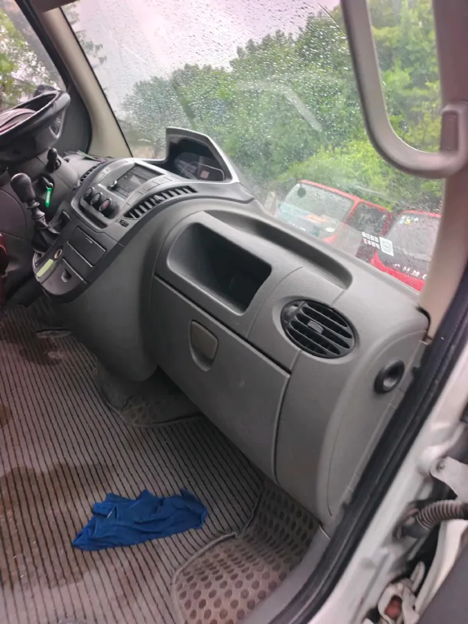 2018 MAXUS XinTu V80 2.5T 136HP L4 6MT,autocango,china used car exporter,china ev exporter,chinese used car exporter,chinese used ev exporter