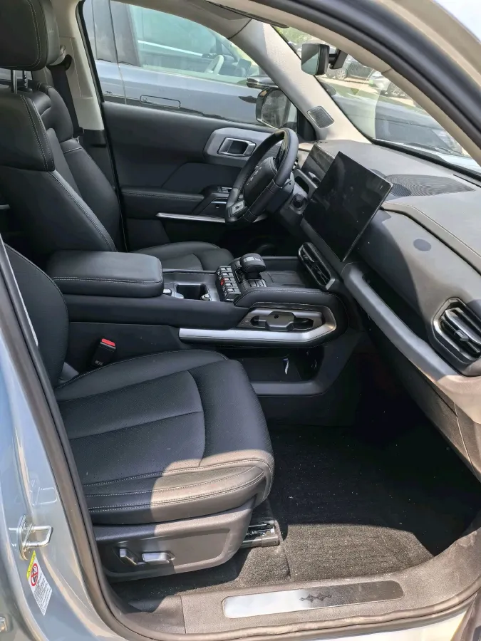 2025 FangChengBao Tai 3 BEV,autocango,china used car exporter,china ev exporter,chinese used car exporter,chinese used ev exporter