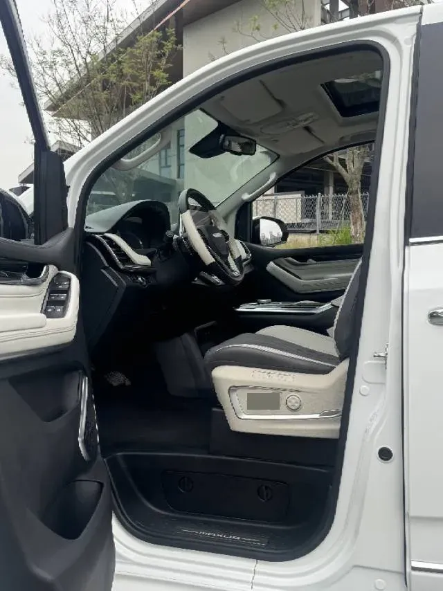 2020 MAXUS G20 2.0T 224HP L4 8AT,autocango,china used car exporter,china ev exporter,chinese used car exporter,chinese used ev exporter