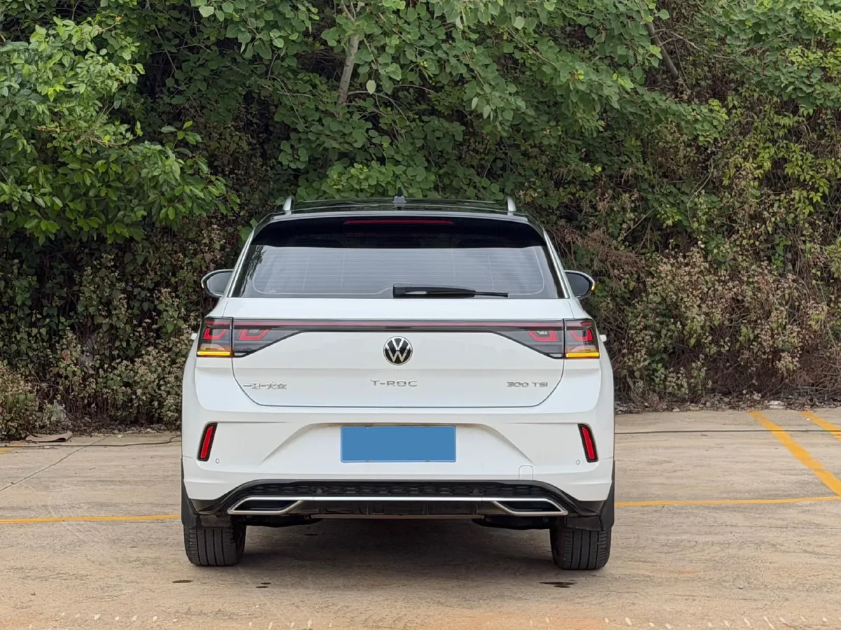 2025 Volkswagen T-Roc 1.5T 160HP L4 7DCT,autocango,china used car exporter,china ev exporter,chinese used car exporter,chinese used ev exporter