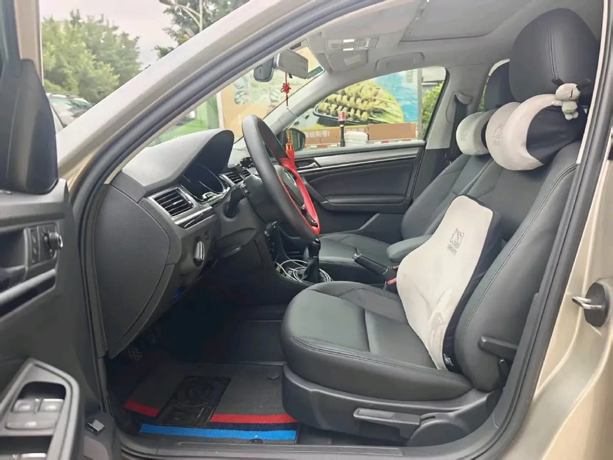2018 Volkswagen Bora 1.5L 110HP L4 5MT,autocango,china used car exporter,china ev exporter,chinese used car exporter,chinese used ev exporter