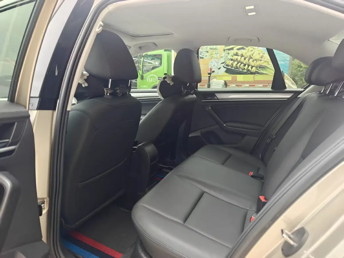 2018 Volkswagen Bora 1.5L 110HP L4 5MT,autocango,china used car exporter,china ev exporter,chinese used car exporter,chinese used ev exporter