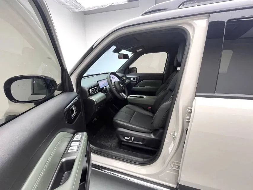 2025 BaoJun YepPlus BEV 41.9KWH,autocango,china used car exporter,china ev exporter,chinese used car exporter,chinese used ev exporter