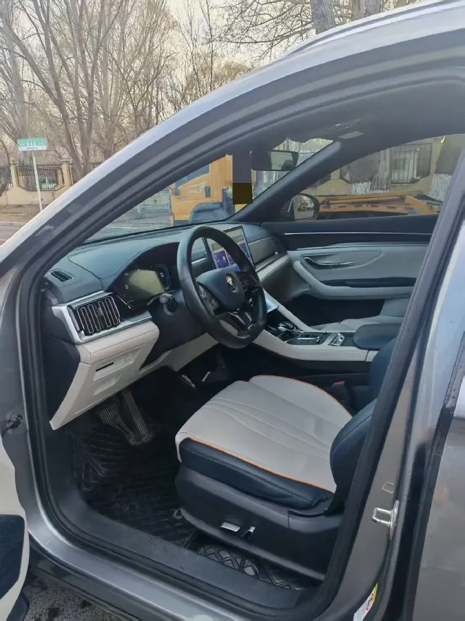 2021 Geely JiaJi 1.5T 177HP L3 7DCT PHEV 11.3KWH,autocango,china used car exporter,china ev exporter,chinese used car exporter,chinese used ev exporter