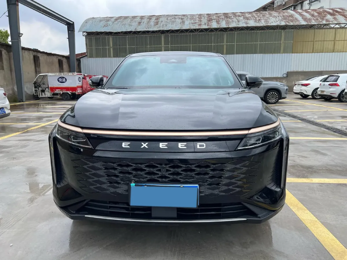 2023 Exceed RX 2.0T 261HP L4 7DCT,autocango,china used car exporter,china ev exporter,chinese used car exporter,chinese used ev exporter
