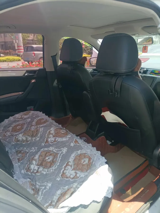 2019 SWM G01 1.5T 156HP L4 6MT,autocango,china used car exporter,china ev exporter,chinese used car exporter,chinese used ev exporter