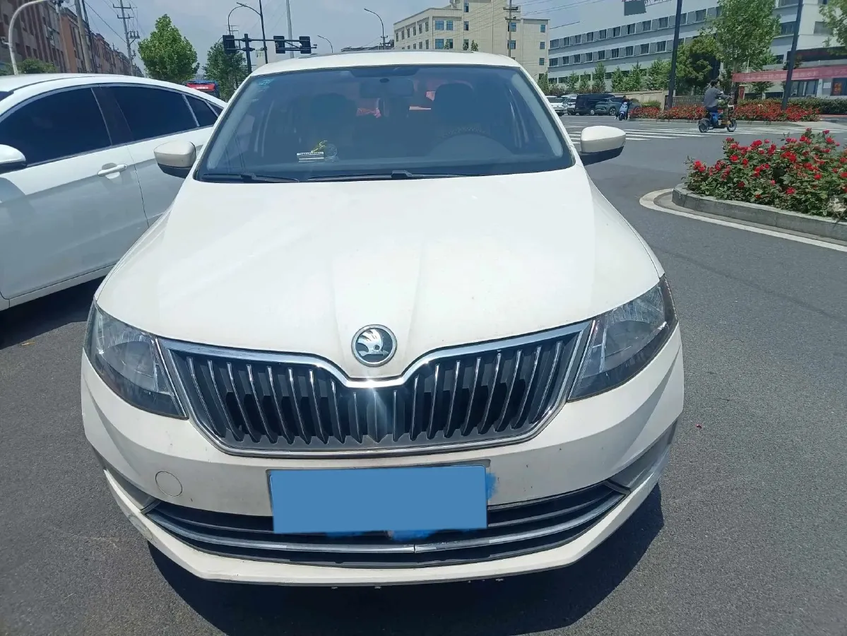 2019 SWM G01 1.5T 156HP L4 6MT,autocango,china used car exporter,china ev exporter,chinese used car exporter,chinese used ev exporter