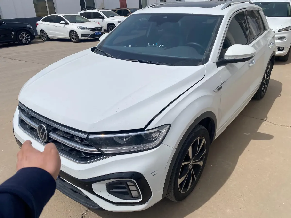 2023 Volkswagen T-Roc 1.5T 160HP L4 7DCT,autocango,china used car exporter,china ev exporter,chinese used car exporter,chinese used ev exporter