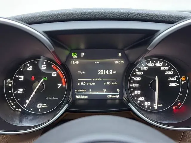 2017 Ford Mustang 2.3T 314HP L4 6AT,autocango,china used car exporter,china ev exporter,chinese used car exporter,chinese used ev exporter