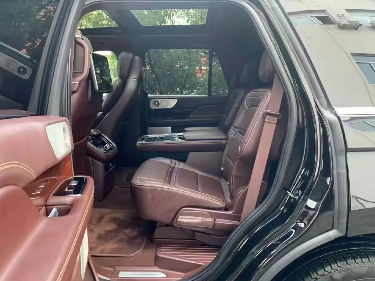 2020 Lincoln Navigator 3.5T 388HP V6 10AT,autocango,china used car exporter,china ev exporter,chinese used car exporter,chinese used ev exporter