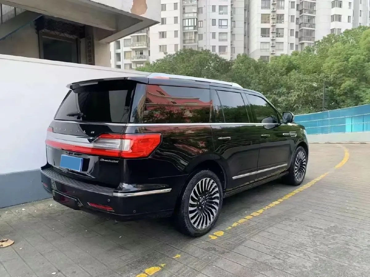 2020 Lincoln Navigator 3.5T 388HP V6 10AT,autocango,china used car exporter,china ev exporter,chinese used car exporter,chinese used ev exporter