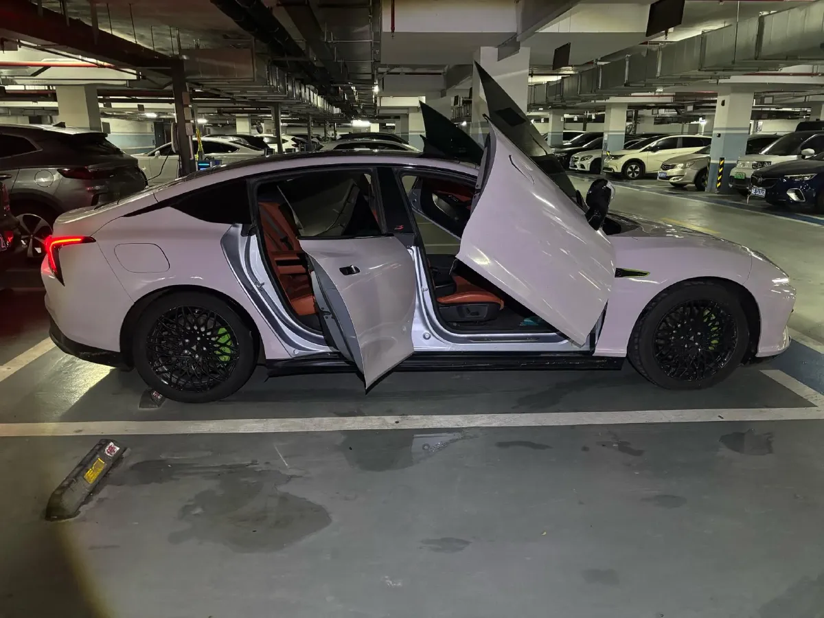 2022 Neta S BEV 91KWH,autocango,china used car exporter,china ev exporter,chinese used car exporter,chinese used ev exporter