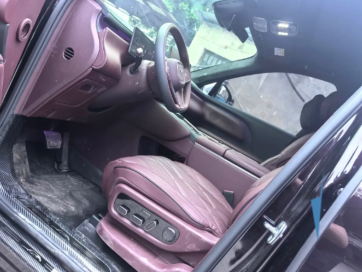 2026 Voyah 9L 1.5T 150HP L4 PHEV,autocango,china used car exporter,china ev exporter,chinese used car exporter,chinese used ev exporter