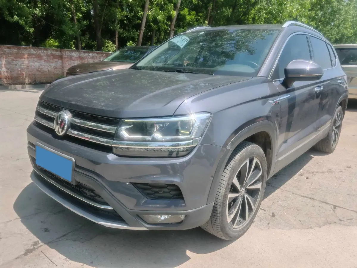 2020 Volkswagen Tharu 2.0T 186HP L4 7DCT,autocango,china used car exporter,china ev exporter,chinese used car exporter,chinese used ev exporter