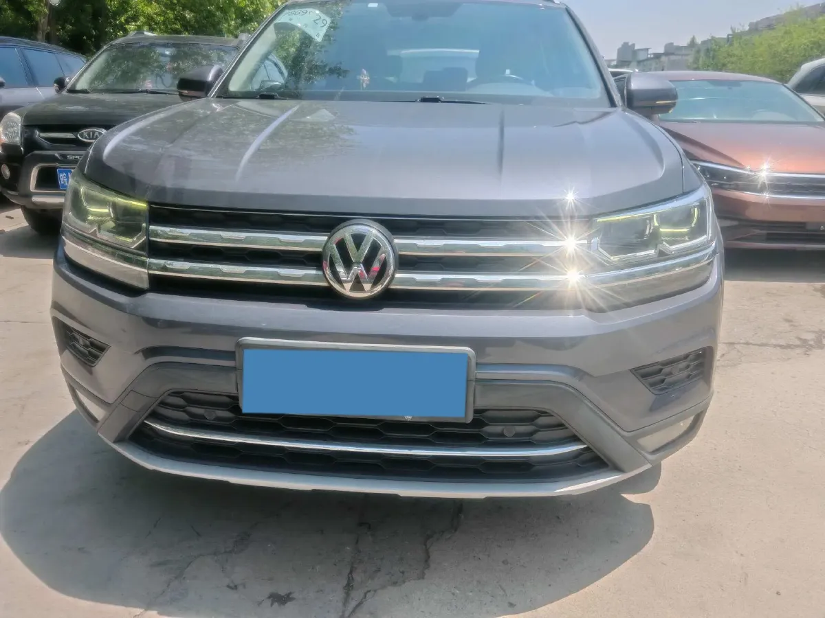 2020 Volkswagen Tharu 2.0T 186HP L4 7DCT,autocango,china used car exporter,china ev exporter,chinese used car exporter,chinese used ev exporter