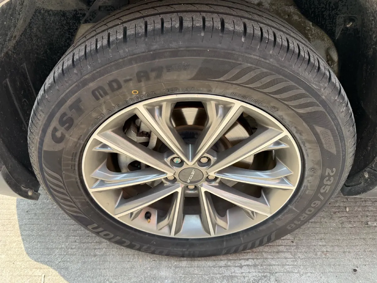 2020 Jetour X90 1.5T 156HP L4 6MT,autocango,china used car exporter,china ev exporter,chinese used car exporter,chinese used ev exporter