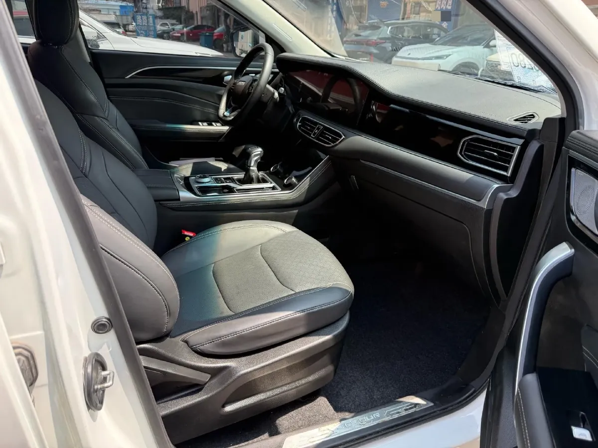 2020 Jetour X90 1.5T 156HP L4 6MT,autocango,china used car exporter,china ev exporter,chinese used car exporter,chinese used ev exporter