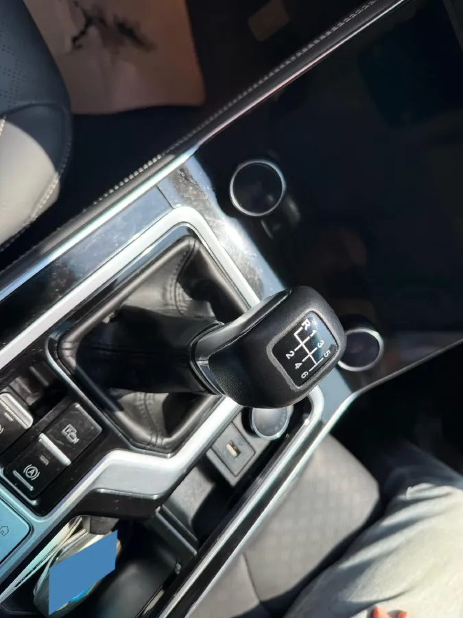 2020 Jetour X90 1.5T 156HP L4 6MT,autocango,china used car exporter,china ev exporter,chinese used car exporter,chinese used ev exporter