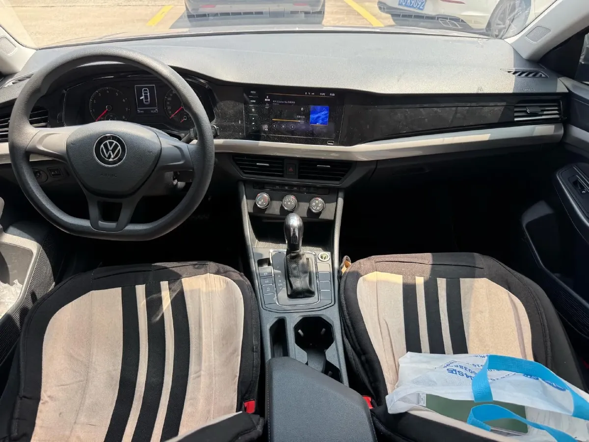 2021 Volkswagen Bora 1.5L 113HP L4 6AT,autocango,china used car exporter,china ev exporter,chinese used car exporter,chinese used ev exporter