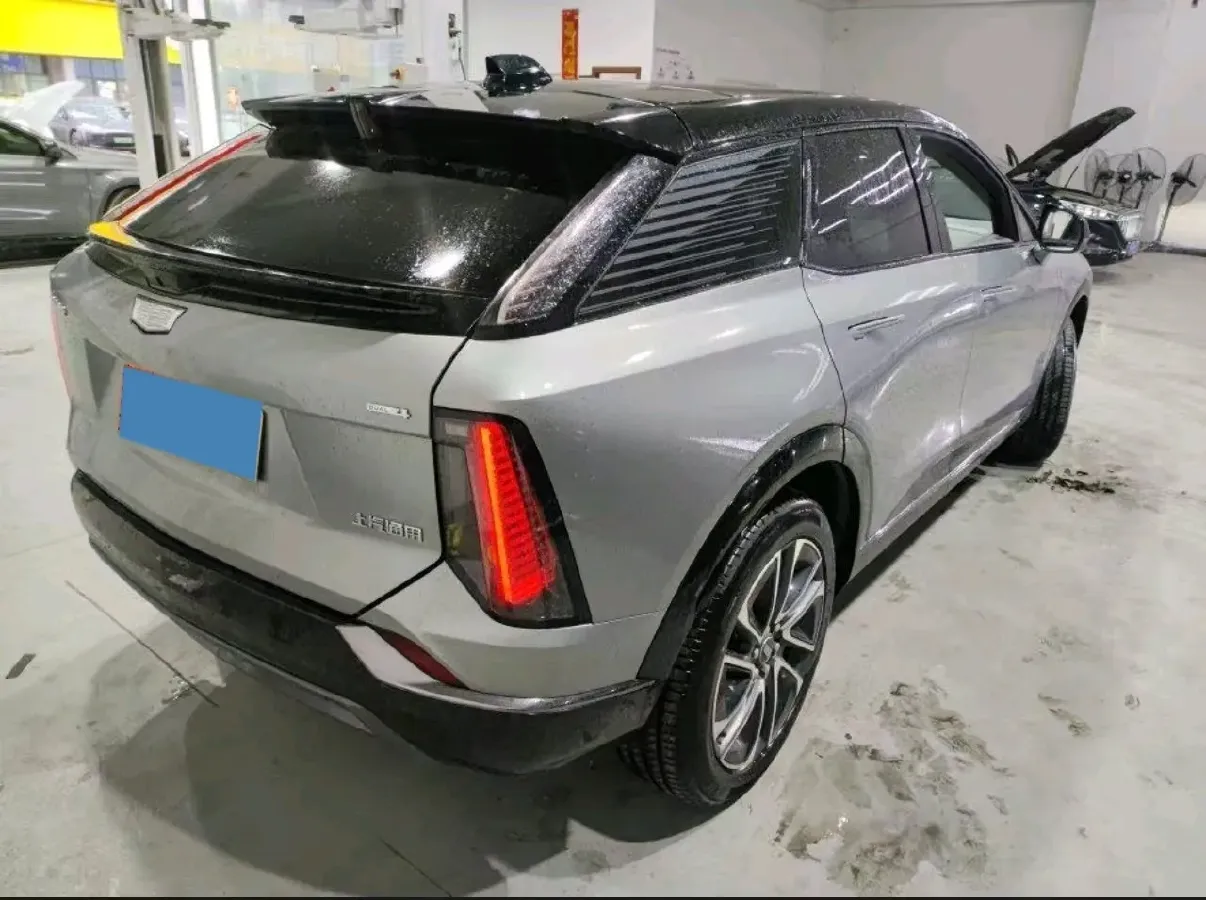 2024 Cadillac OPTIQ BEV 79.7KWH,autocango,china used car exporter,china ev exporter,chinese used car exporter,chinese used ev exporter