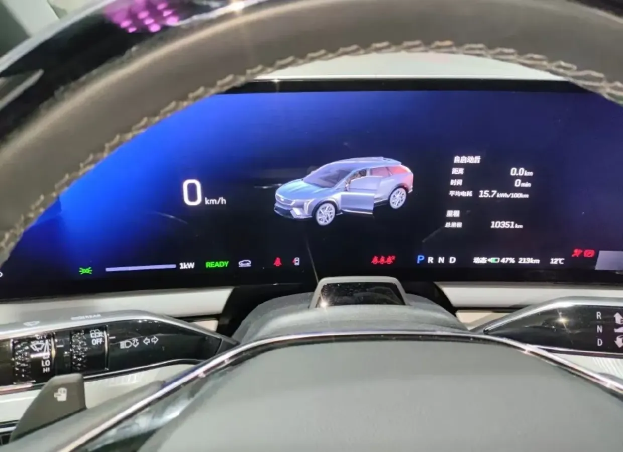 2024 Cadillac OPTIQ BEV 79.7KWH,autocango,china used car exporter,china ev exporter,chinese used car exporter,chinese used ev exporter