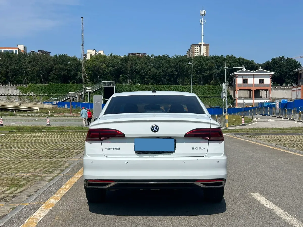 2021 Volkswagen Bora 1.5L 113HP L4 6AT,autocango,china used car exporter,china ev exporter,chinese used car exporter,chinese used ev exporter