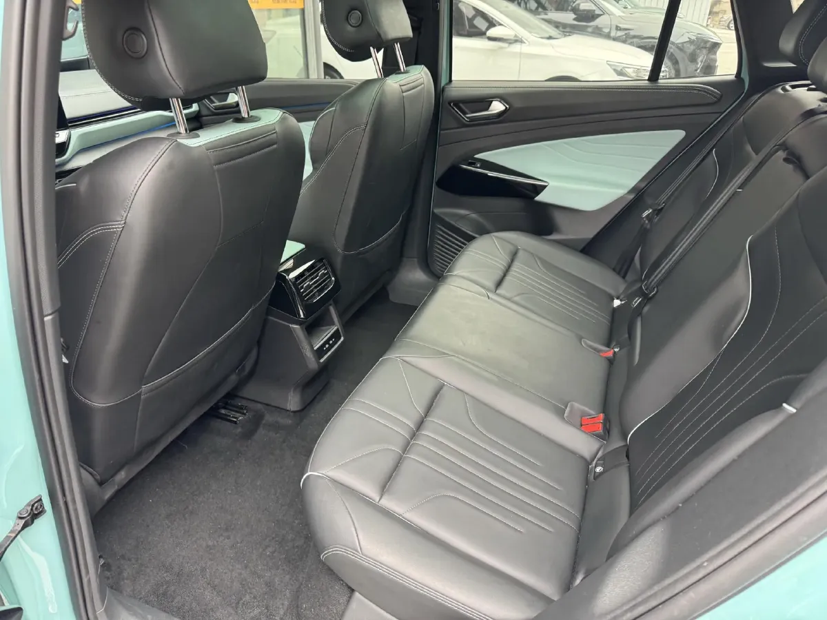2023 Buick GL8 2.0T 237HP L4 9AT,autocango,china used car exporter,china ev exporter,chinese used car exporter,chinese used ev exporter