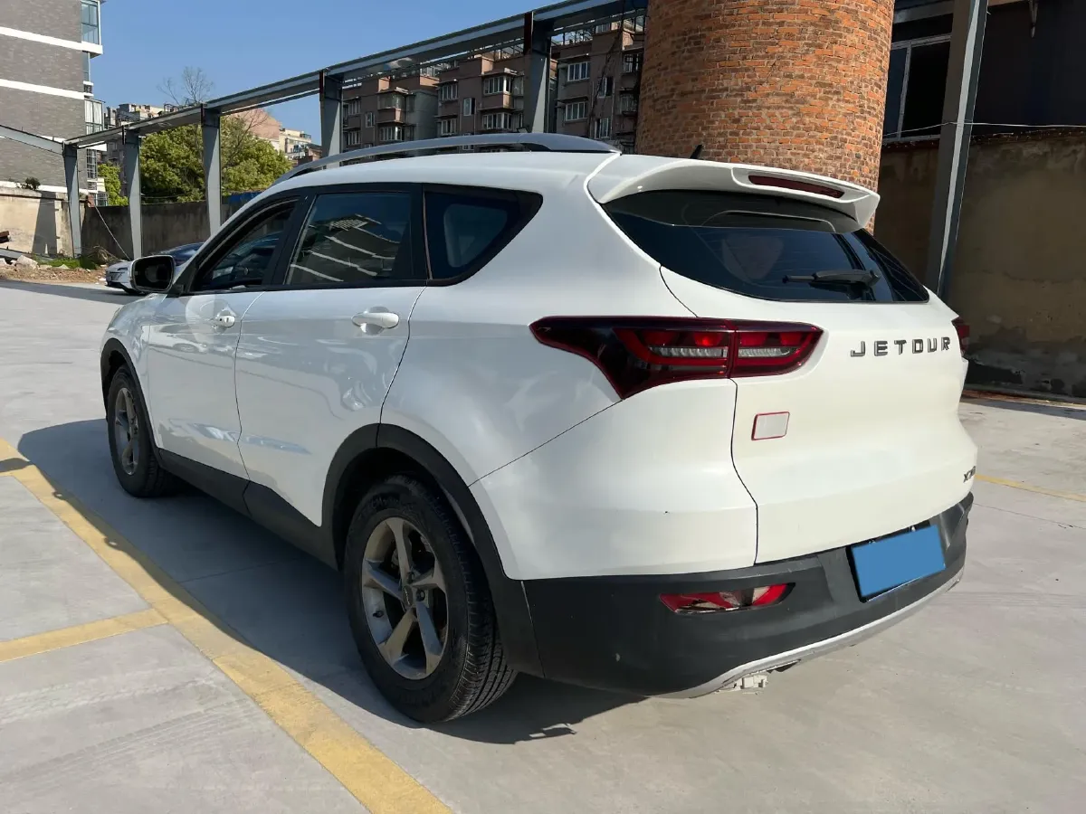 2020 Jetour X70M 1.5T 156HP L4 6DCT,autocango,china used car exporter,china ev exporter,chinese used car exporter,chinese used ev exporter
