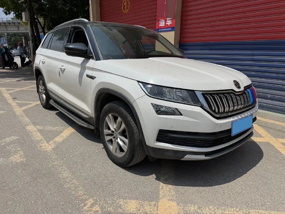 2018 Skoda Kodiak 2.0T 186HP L4 7DCT,autocango,china used car exporter,china ev exporter,chinese used car exporter,chinese used ev exporter