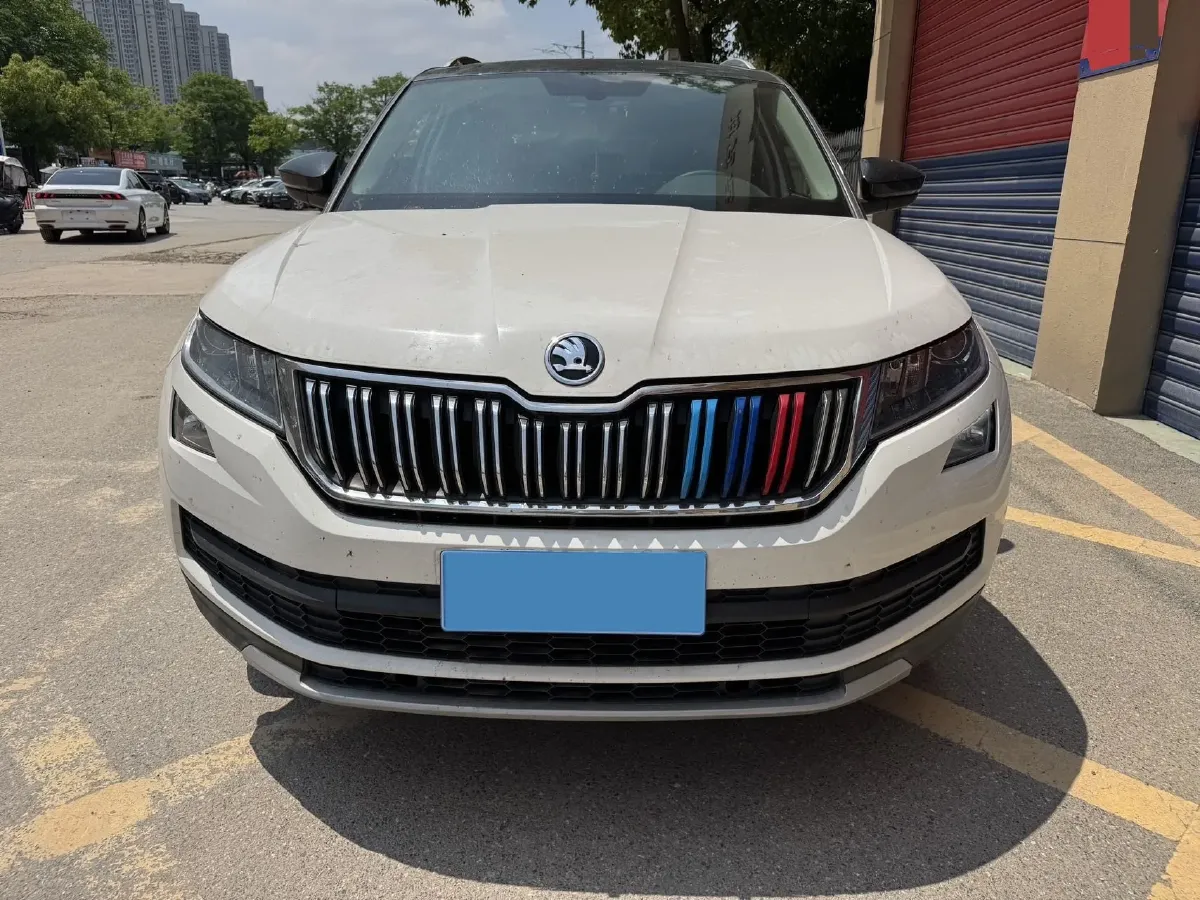 2018 Skoda Kodiak 2.0T 186HP L4 7DCT,autocango,china used car exporter,china ev exporter,chinese used car exporter,chinese used ev exporter