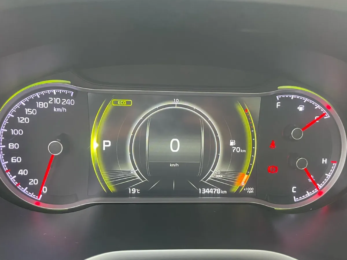 2018 Kia Sportage R 2.0L 160HP L4 6AT,autocango,china used car exporter,china ev exporter,chinese used car exporter,chinese used ev exporter