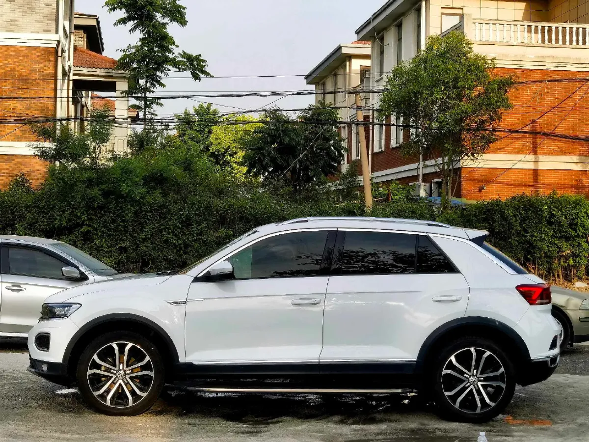 2019 Volkswagen T-Roc 1.4T 150HP L4 7DCT,autocango,china used car exporter,china ev exporter,chinese used car exporter,chinese used ev exporter