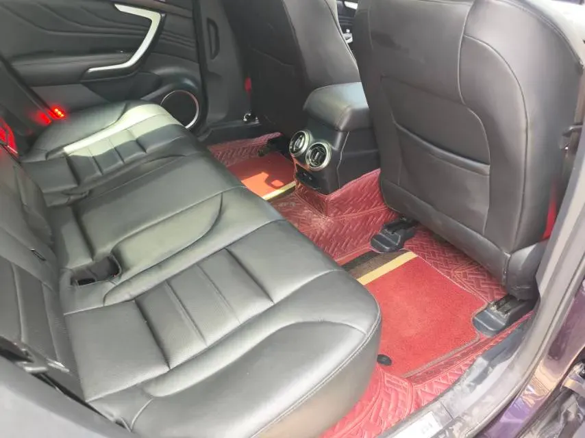 2017 WEY VV7 2.0T 234HP L4 7DCT,autocango,china used car exporter,china ev exporter,chinese used car exporter,chinese used ev exporter
