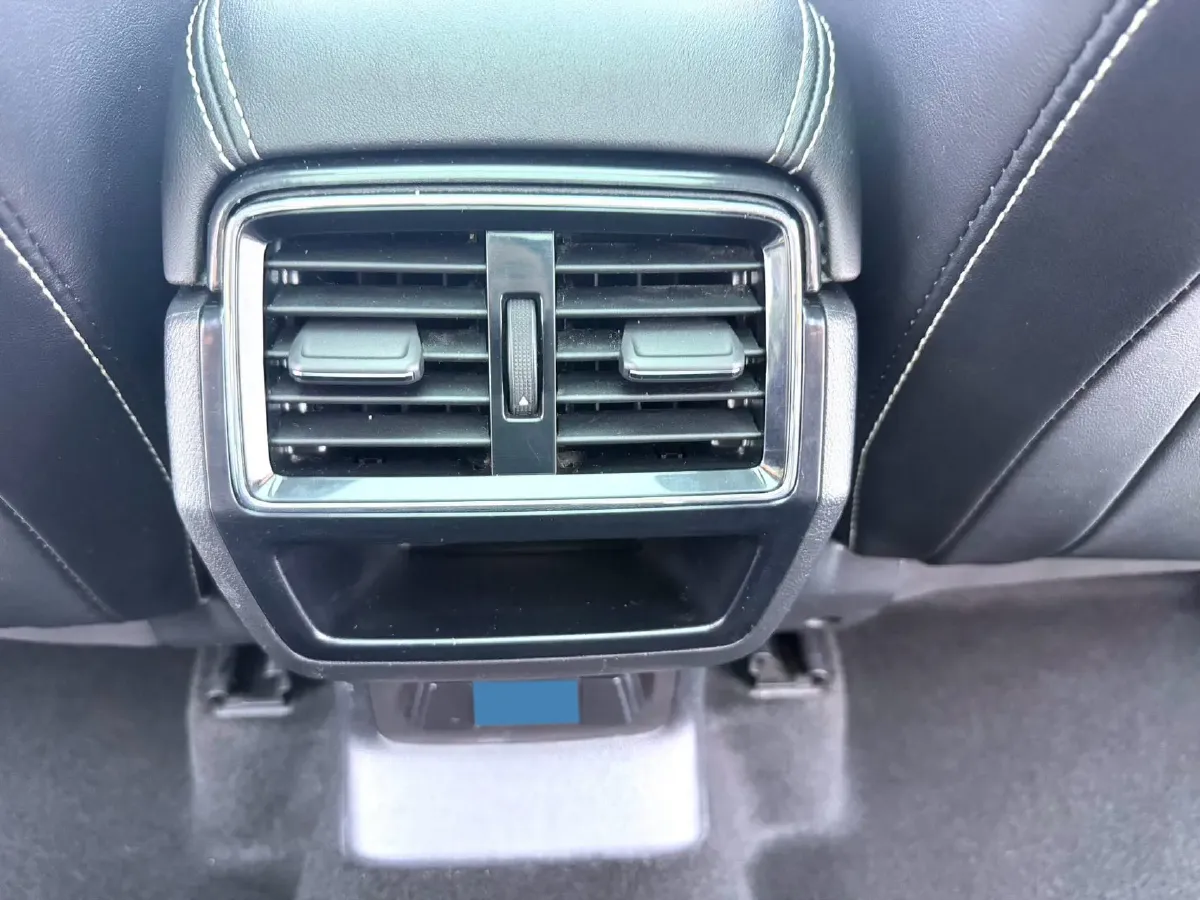 2021 Skoda Karoq 1.4T 150HP L4 7DCT,autocango,china used car exporter,china ev exporter,chinese used car exporter,chinese used ev exporter