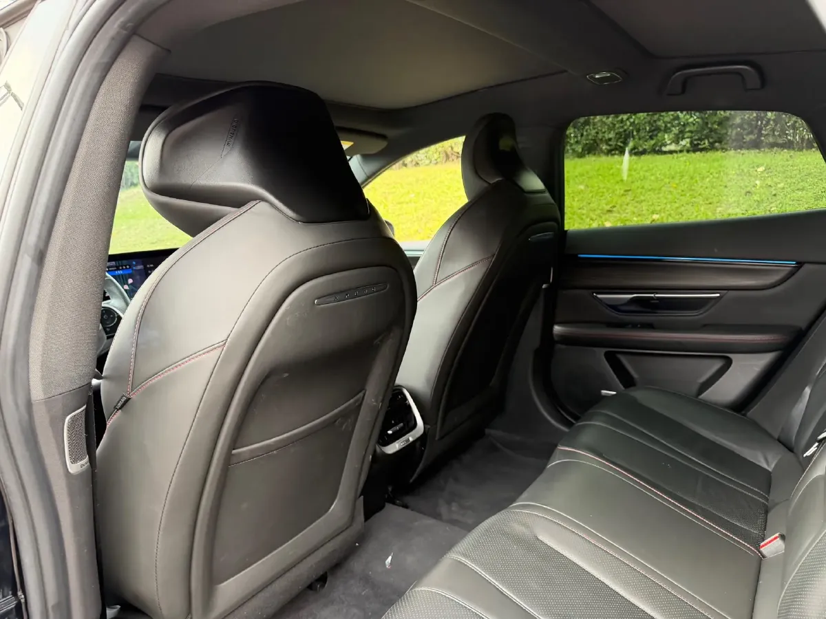 2022 Volkswagen Tiguan X 2.0T 220HP L4 7DCT,autocango,china used car exporter,china ev exporter,chinese used car exporter,chinese used ev exporter