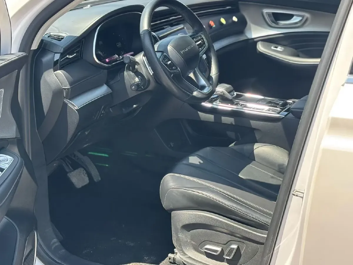 2020 Honda Vezel 1.5T 177HP L4 CVT,autocango,china used car exporter,china ev exporter,chinese used car exporter,chinese used ev exporter